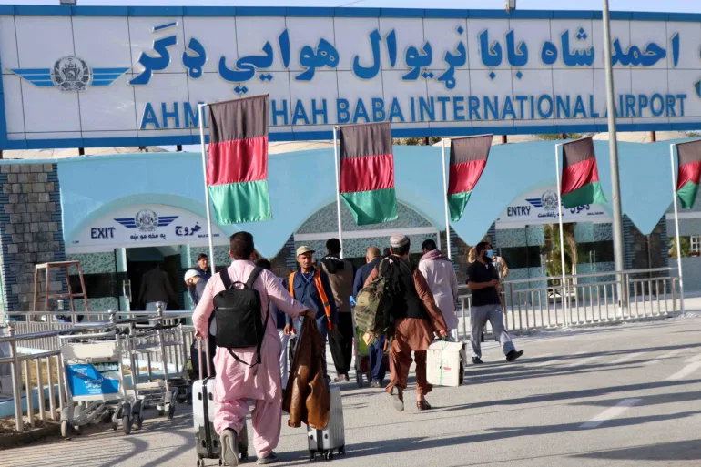 Kandahar airport hit by rocket fire as Afghanistan fighting rages