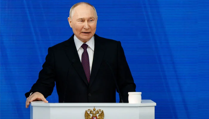 Vladimir Putin warns Nato nations of nuclear war risk if troops fight in Ukraine