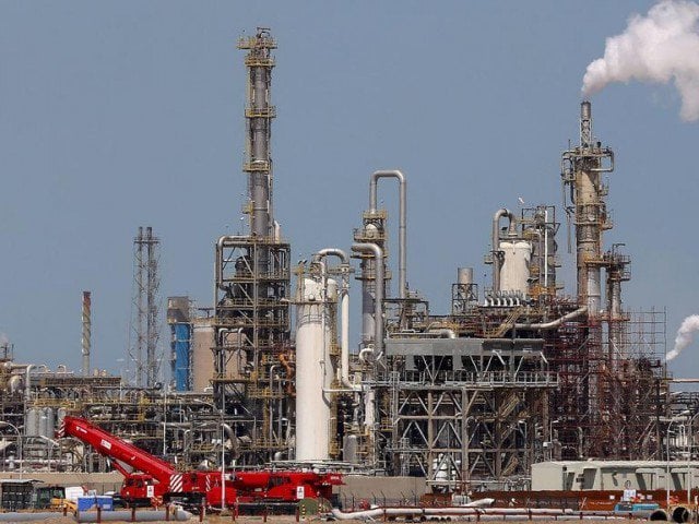 Oil refining sector sees $1 billion investment boost